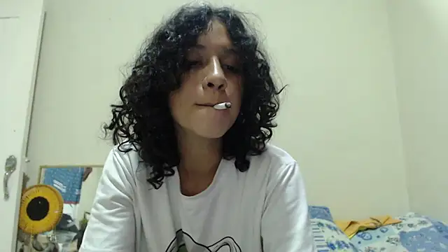 AlinaWoolf  online show from May 2026 01:41:02 AM