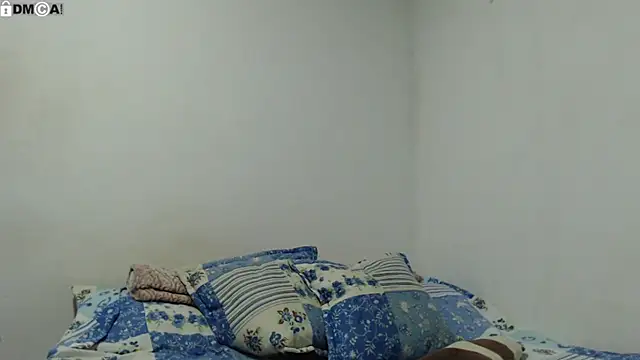 AlinaWoolf  online show from February 2026 12:21:02 AM