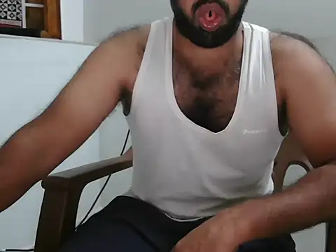 Snapshot of Tamil_Boy28 chatting on January 2026 03:38:01 PM Tamil Boy28 online show from January 2026 03:38:01 PM