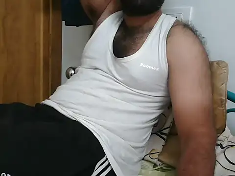 Snapshot of Tamil_Boy28 chatting on January 2026 05:30:01 PM Tamil Boy28 online show from January 2026 05:30:01 PM