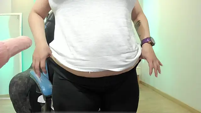 Sammy owens  online show from February 2026 12:17:02 PM