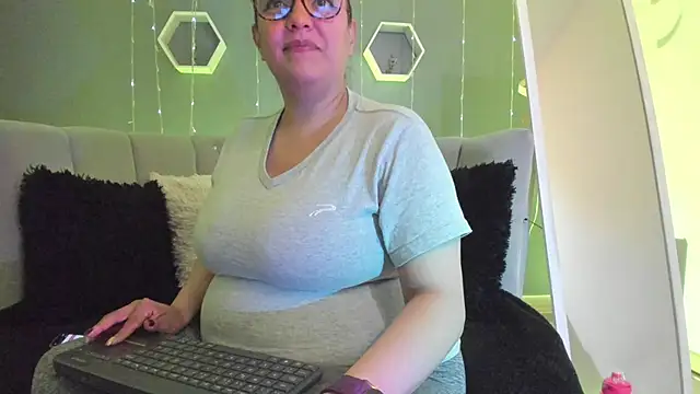 Sammy owens  online show from March 2025 12:32:02 PM