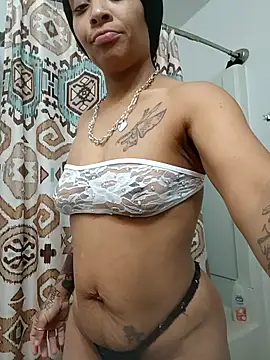 Snapshot of mariah2299 chatting on November 2025 02:56:01 AM mariah2299 online show from November 2025 02:56:01 AM