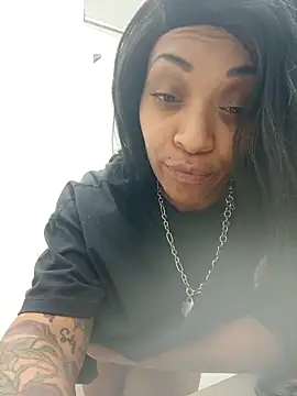 Snapshot of mariah2299 chatting on October 2025 03:25:02 AM mariah2299 online show from October 2025 03:25:02 AM