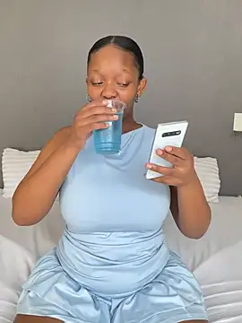 Jazmine-Blue online show from April 2026 10:27:02 AM