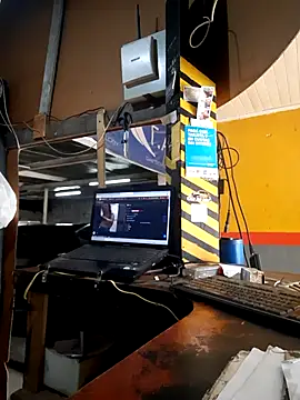 hecwil8 online show from April 2026 06:25:02 PM