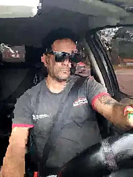 Snapshot of hecwil8 chatting on October 2025 05:13:02 PM hecwil8 online show from October 2025 05:13:02 PM