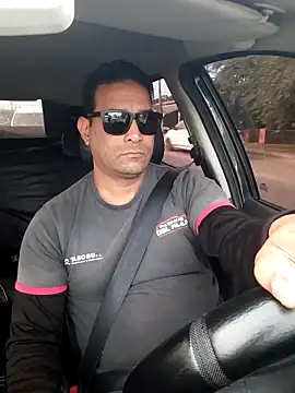 hecwil8 online show from October 2025 11:42:01 AM