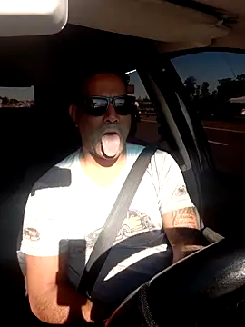 hecwil8 online show from November 2025 11:25:01 AM