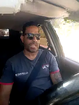 hecwil8 online show from December 2025 01:21:02 PM