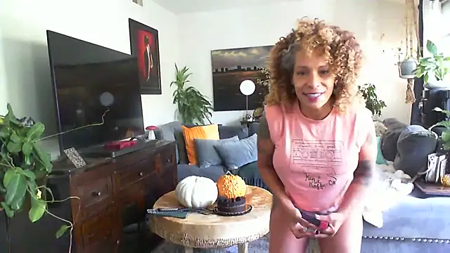 CeceilaMoon online show from November 2025 04:54:01 PM