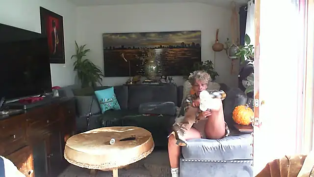 CeceilaMoon online show from November 2025 08:47:01 PM