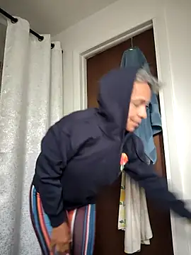 CeceilaMoon online show from May 2026 04:45:02 PM
