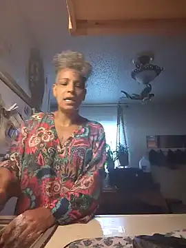 CeceilaMoon online show from May 2026 01:42:01 PM