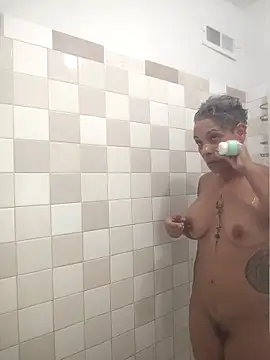 Snapshot of CeceilaMoon chatting on February 2026 04:56:01 PM CeceilaMoon online show from February 2026 04:56:01 PM