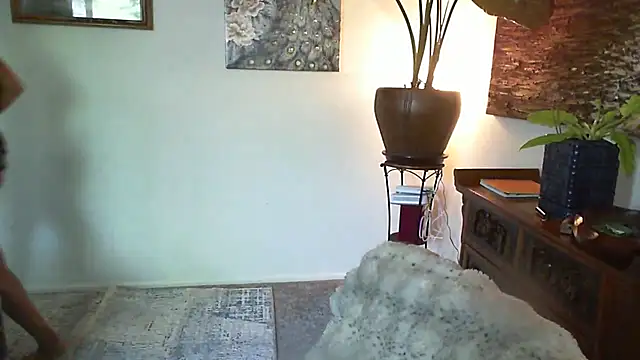 CeceilaMoon online show from June 2026 04:45:01 PM