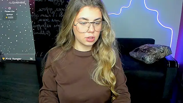 IsabellaBler online show from November 2025 07:02:01 AM