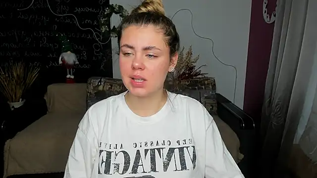 IsabellaBler online show from December 2025 06:52:02 AM