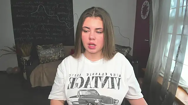 IsabellaBler online show from May 2026 05:47:01 AM