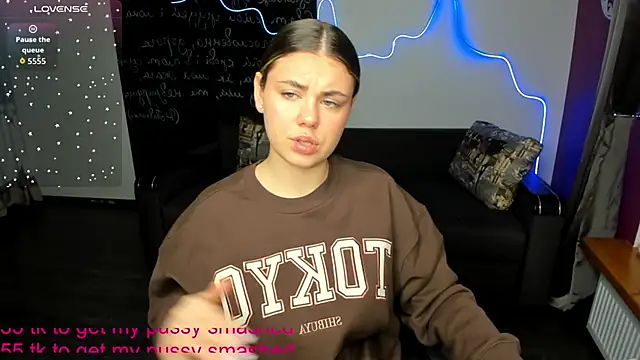 IsabellaBler online show from November 2025 12:43:02 PM