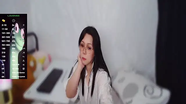 mememe 1006  online show from April 2026 05:28:02 PM