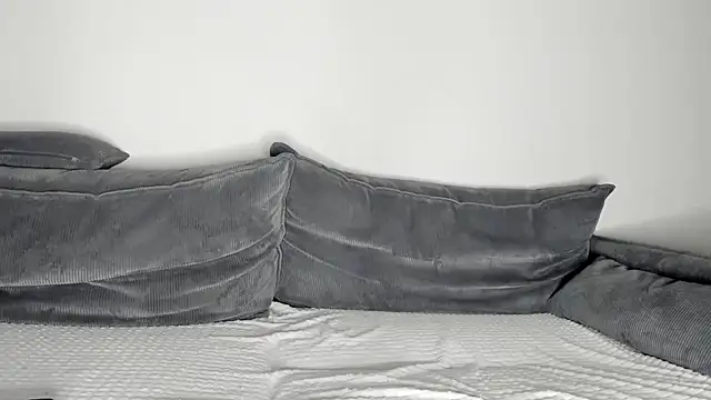 JennyRosh online show from April 2026 09:10:02 PM