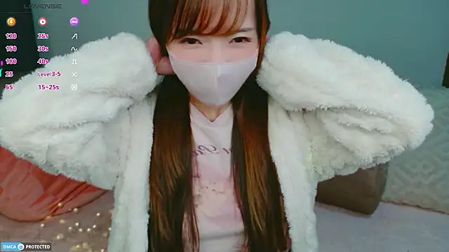 AKANE-- online show from December 2025 01:43:02 PM