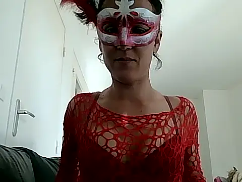Masquegirlmysterious online show from October 2025 11:56:01 AM