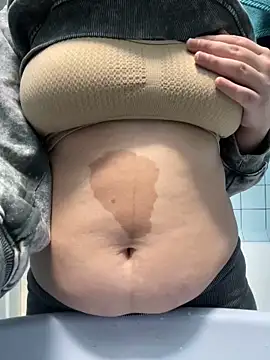 Snapshot of Angel__lika chatting on October 2025 04:22:02 PM Angel  lika online show from October 2025 04:22:02 PM