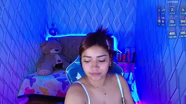 NicolleTaylor online show from October 2025 02:45:01 AM