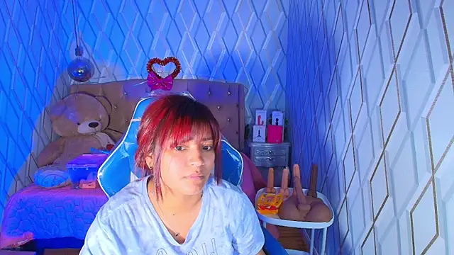 NicolleTaylor online show from February 2026 04:29:02 AM