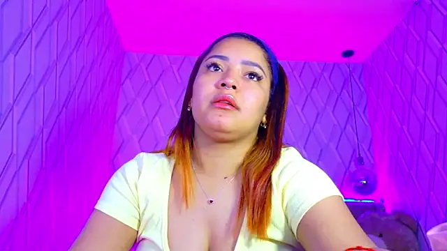 NicolleTaylor online show from October 2025 04:12:01 AM