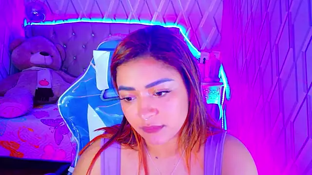 NicolleTaylor online show from October 2025 03:30:02 AM