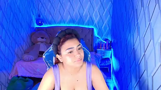 NicolleTaylor online show from November 2025 12:47:02 AM