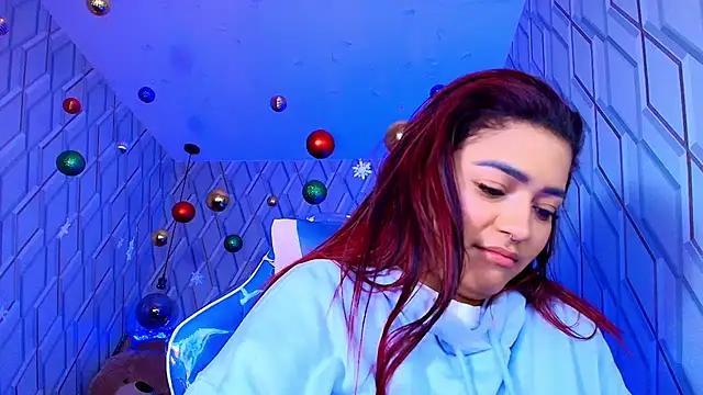 NicolleTaylor online show from December 2025 04:07:01 AM