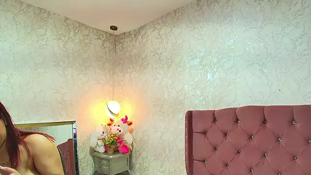 NicolleTaylor online show from January 2026 01:37:01 PM