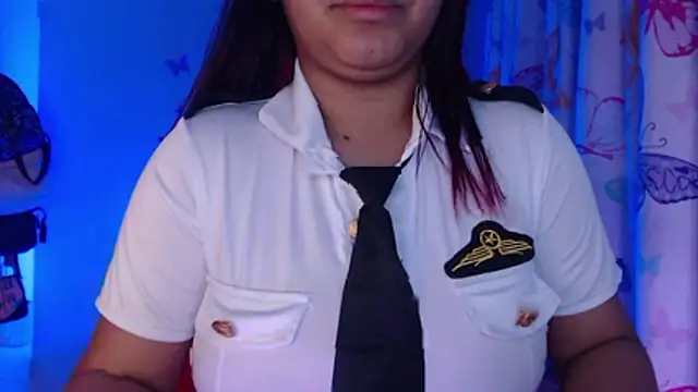 NicolleTaylor online show from April 2026 11:25:02 AM