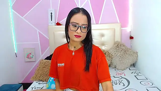 Snapshot of AngeDrty chatting on October 2025 10:11:01 PM AngeDrty online show from October 2025 10:11:01 PM