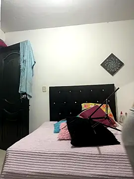 AngeDrty online show from October 2025 02:43:02 AM