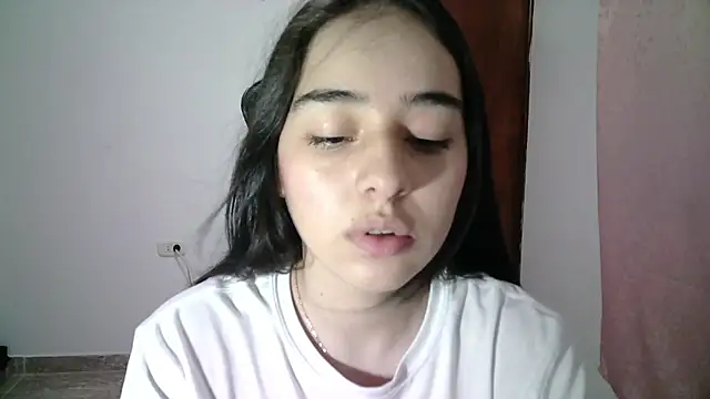 Snapshot of aineangeel chatting on October 2025 01:28:01 AM aineangeel online show from October 2025 01:28:01 AM