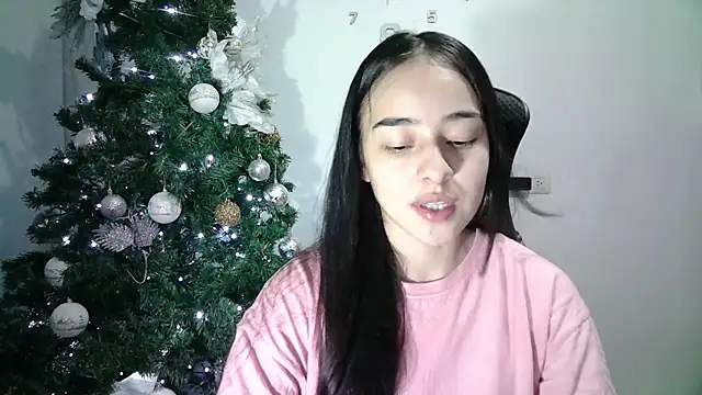 Snapshot of aineangeel chatting on January 2025 11:07:01 PM aineangeel online show from January 2025 11:07:01 PM