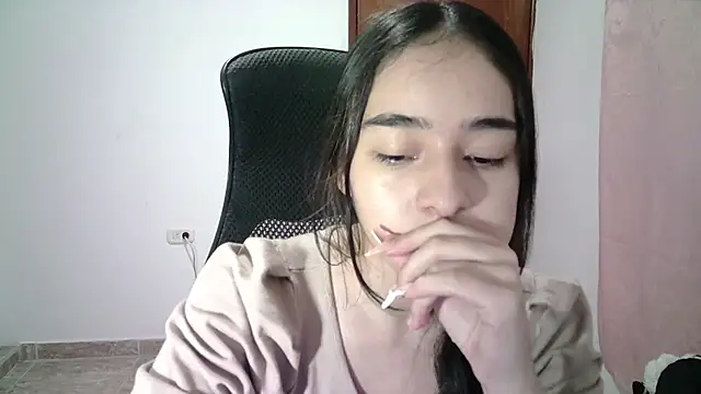 Snapshot of aineangeel chatting on October 2025 02:37:02 AM aineangeel online show from October 2025 02:37:02 AM