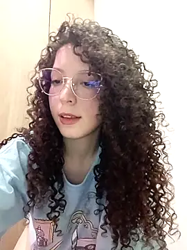 Snapshot of bluelen chatting on November 2025 06:50:02 AM bluelen online show from November 2025 06:50:02 AM