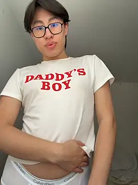 SrLuis18 online show from March 2026 06:26:01 PM