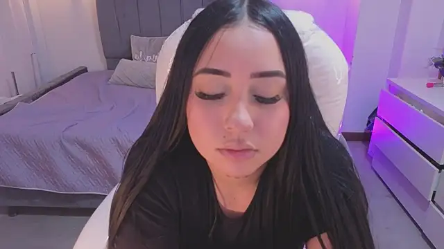 Snapshot of iam_sofiia chatting on July 2026 08:24:02 PM iam sofiia online show from July 2026 08:24:02 PM