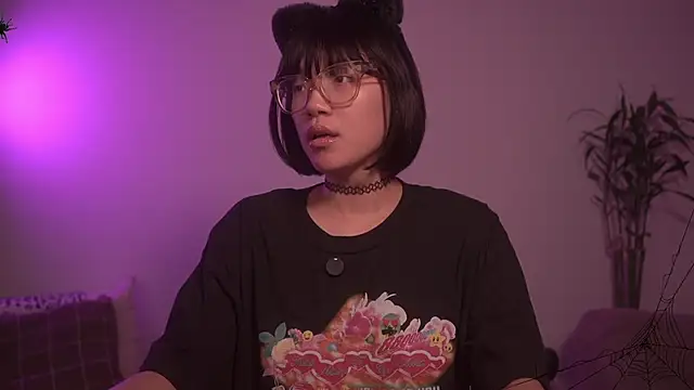 Snapshot of meganmei666 chatting on October 2025 02:02:01 AM meganmei666 online show from October 2025 02:02:01 AM