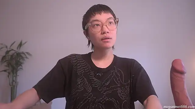 meganmei666 online show from March 2026 05:28:01 PM