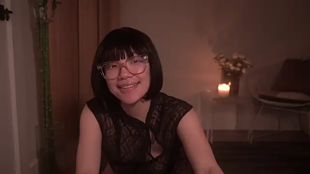 Snapshot of meganmei666 chatting on March 2025 02:36:01 AM meganmei666 online show from March 2025 02:36:01 AM