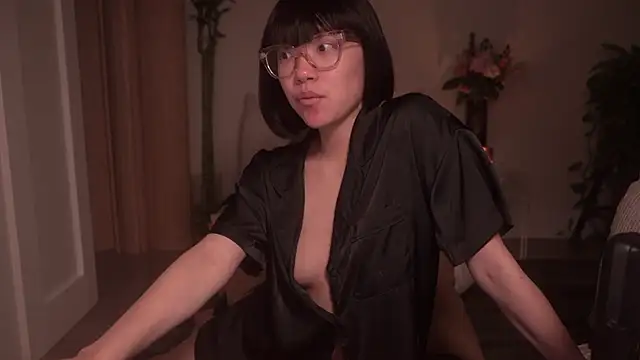 Snapshot of meganmei666 chatting on February 2025 03:21:01 AM meganmei666 online show from February 2025 03:21:01 AM