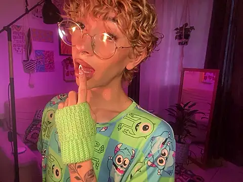 Snapshot of lyamthommpson chatting on March 2026 08:34:02 PM lyamthommpson online show from March 2026 08:34:02 PM